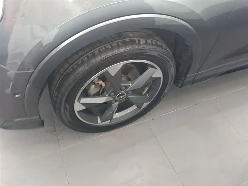 Audi Q3 2021 35 TFSI Lifestyle Edition фото 23