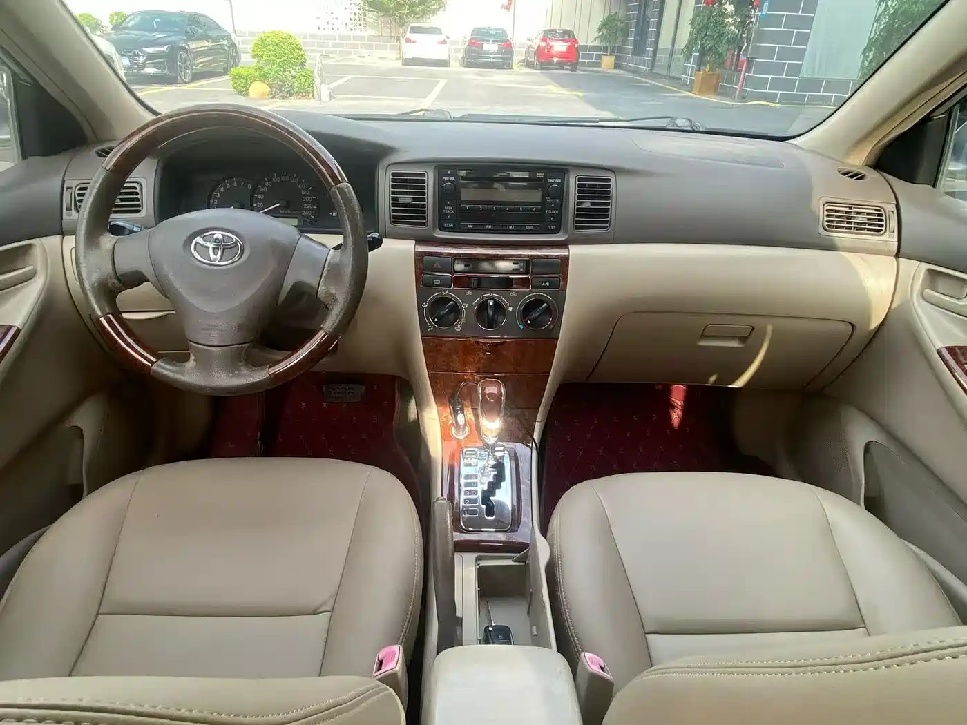 Photo 16 - Toyota Corolla