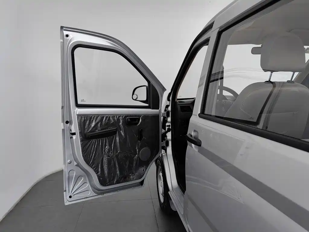 Wuling Motors Wuling Rongguang 2020 2020 1.2L S Basic Model China VI