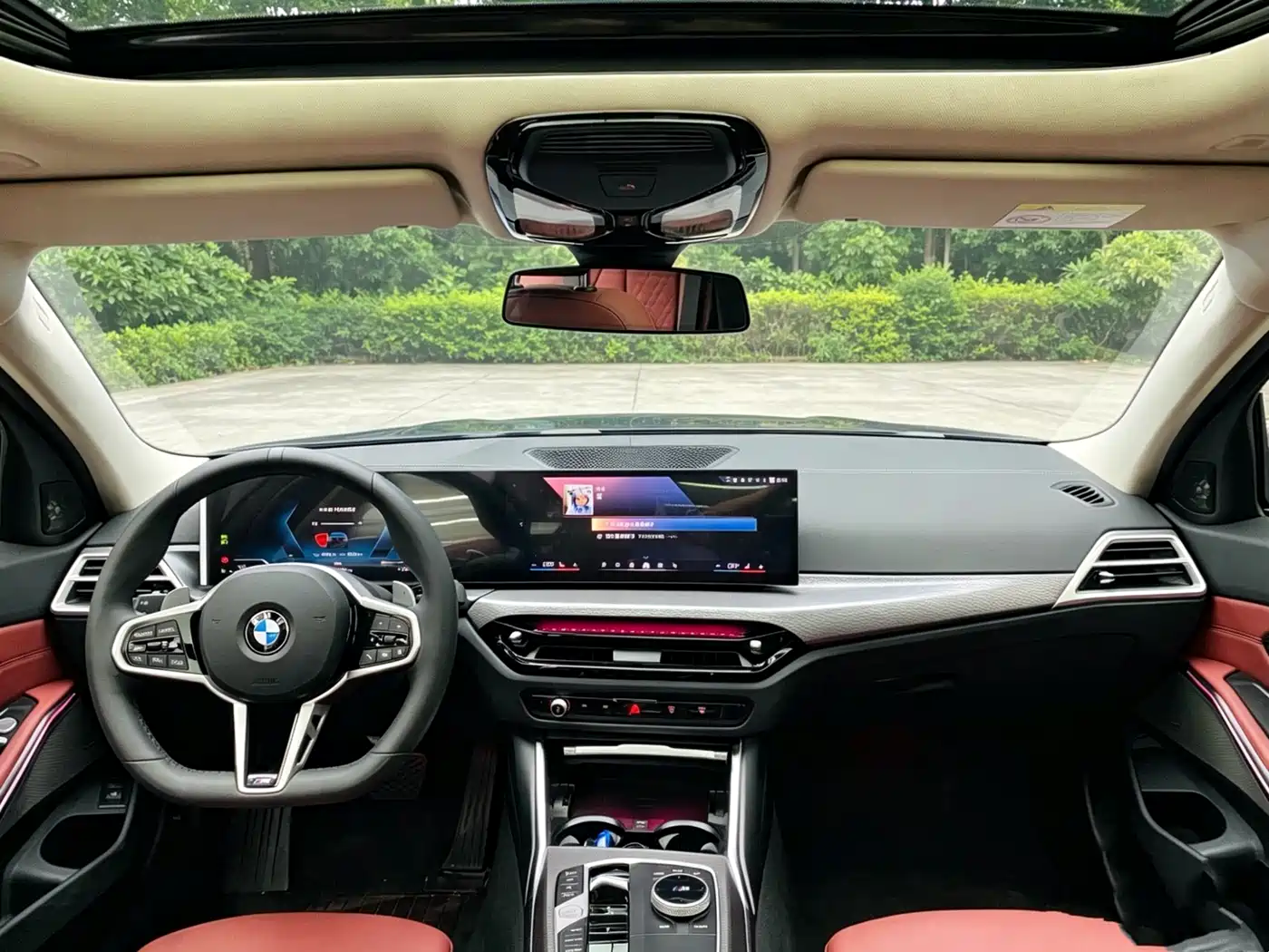 BMW 3 Series 2025 330Li M Sport Night Edition фото 6
