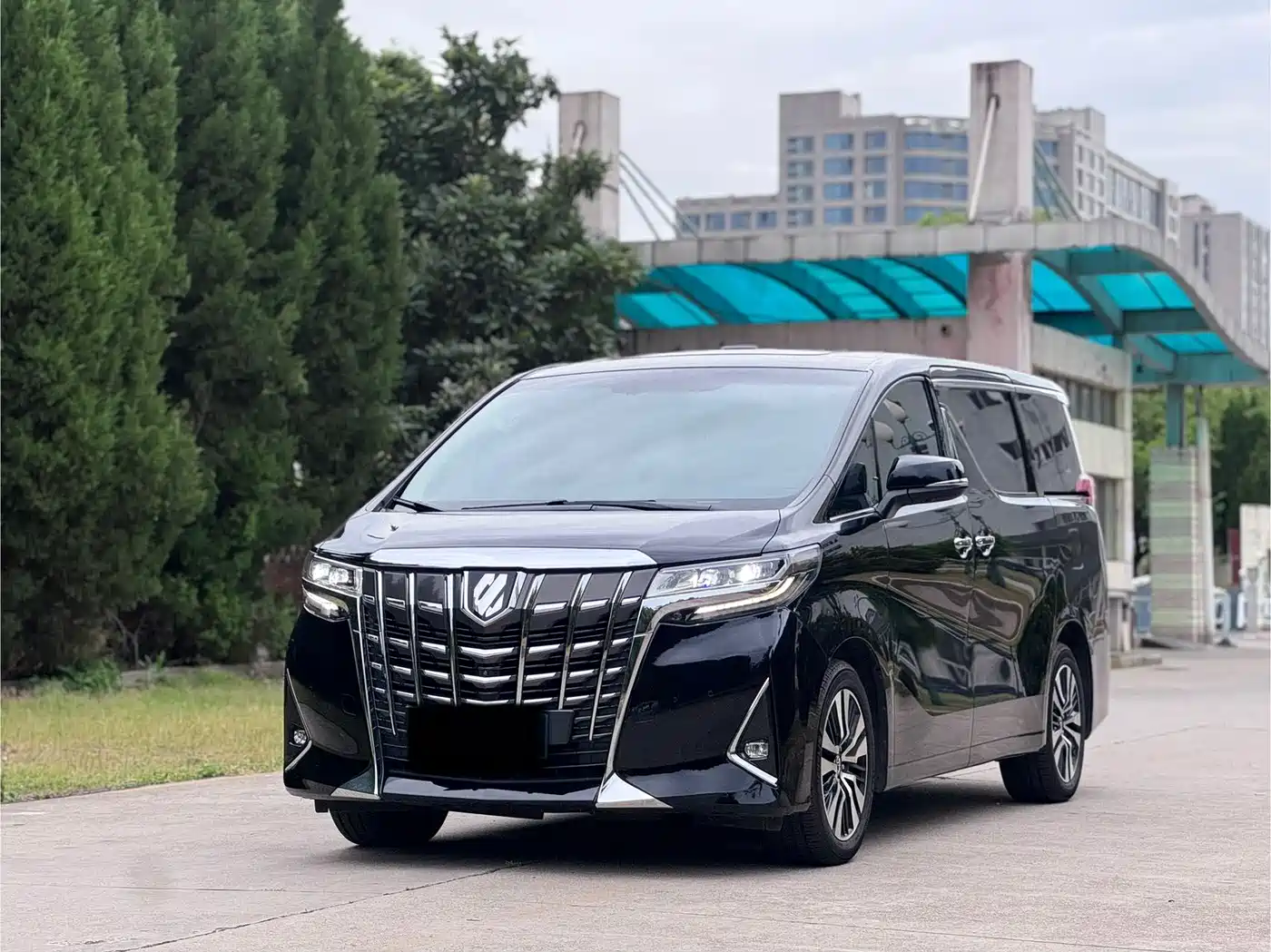 Toyota Alphard 2018 Facelift 3.5L Luxury Edition