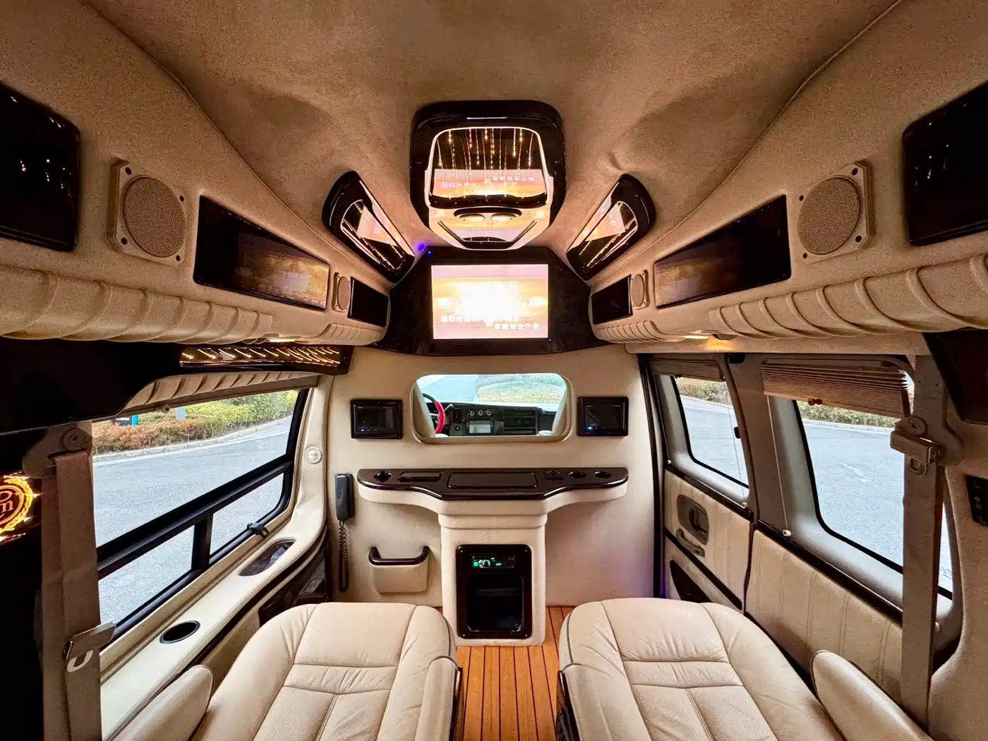 GMC Savana 2011 2011 5.3L Business Star 7-Seater