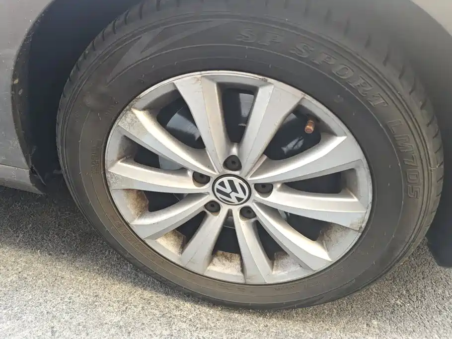 Фото 6 - Volkswagen Magotan
