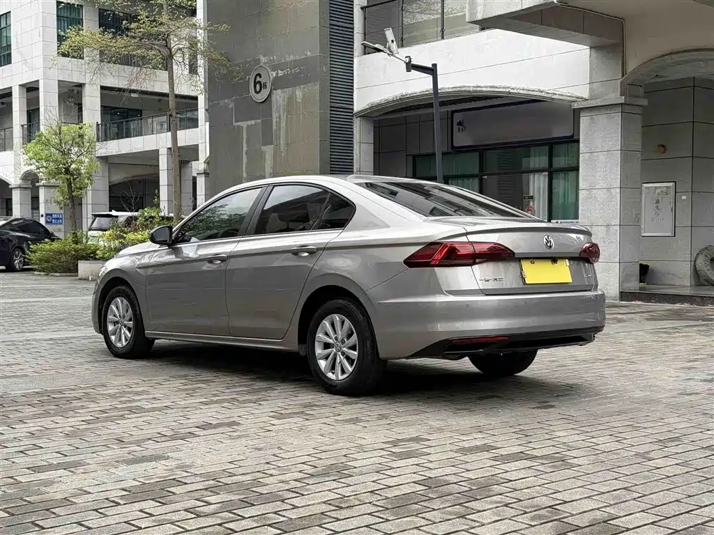 Volkswagen Bora 2019 Facelift 1.5L Automatic Fashion China VI фото 5