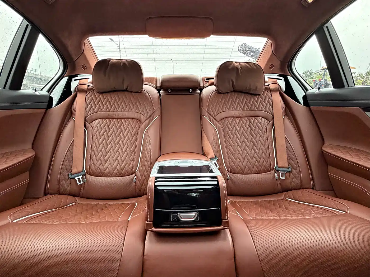 BMW 7 Series 2019 Facelift 740Li xDrive Executive M Sport Package фото 12