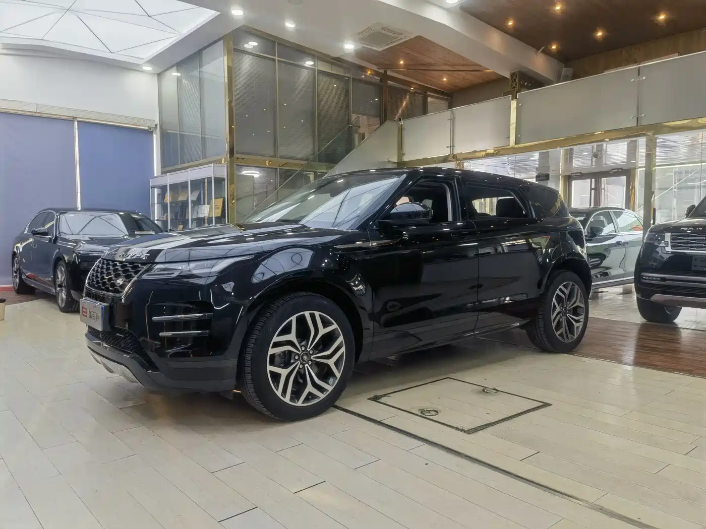 LAND ROVER RANGE ROVER AURORA