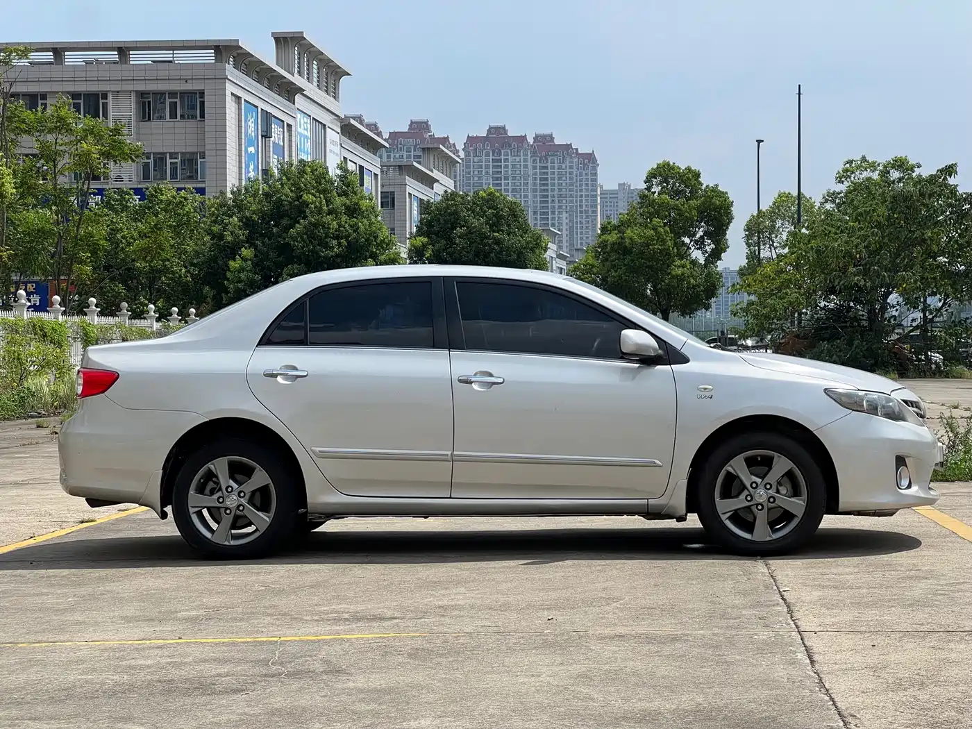 Photo 25 - Toyota Corolla