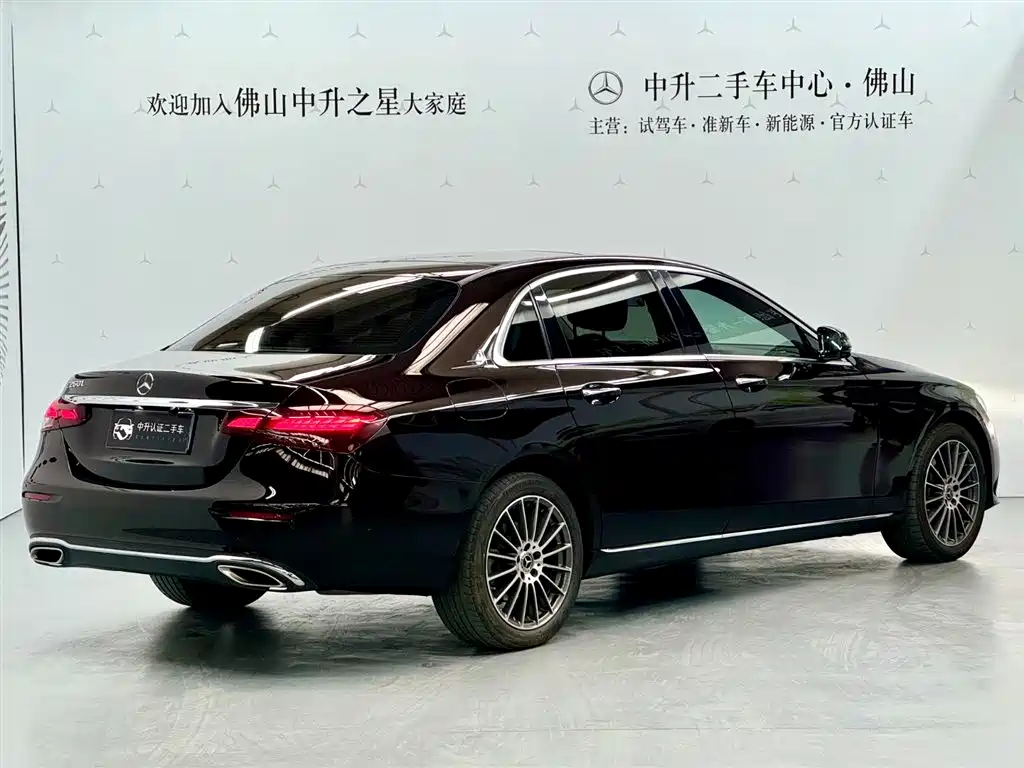 MERCEDES-BENZ E CLASS