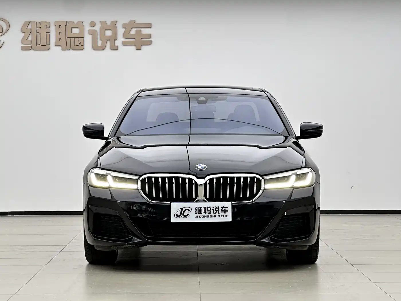 BMW 5 Series 2023 530Li Leading M Sport Package фото 2