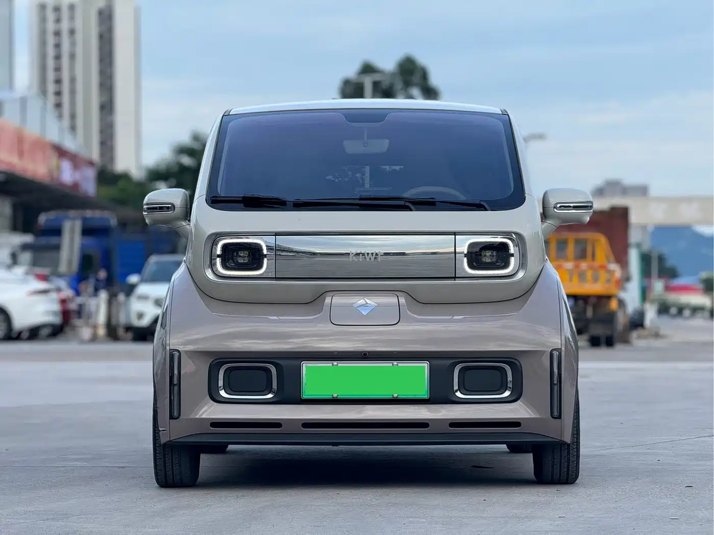 Фото 2 - Baojun KiWi EV