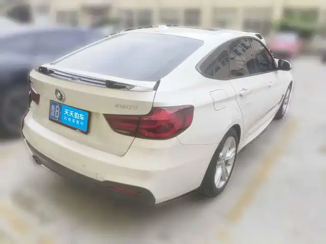 BMW 3 Series GT 2020 320i M Sport Package — фото 2