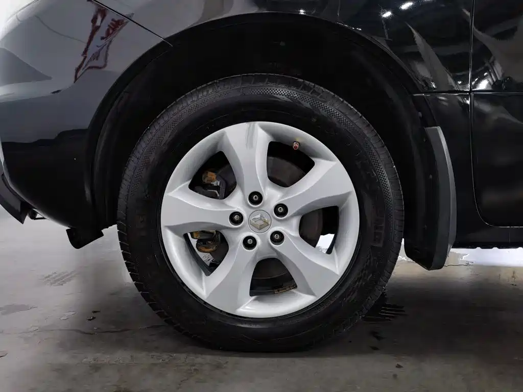 Renault Koleos (Import) 2012 2012 2.5L 4WD Comfort Navigation Edition