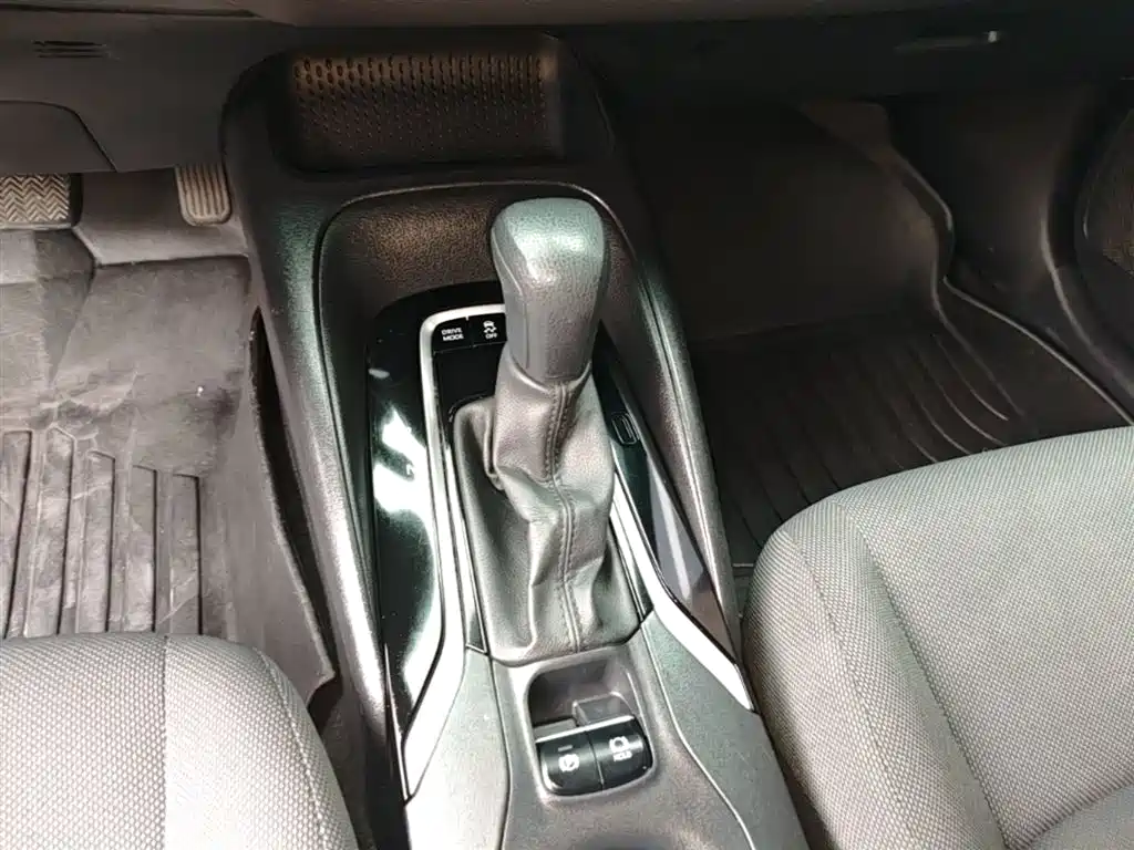Toyota Levin 2022 Dual Engine 1.8H E-CVT Leading Edition фото 14
