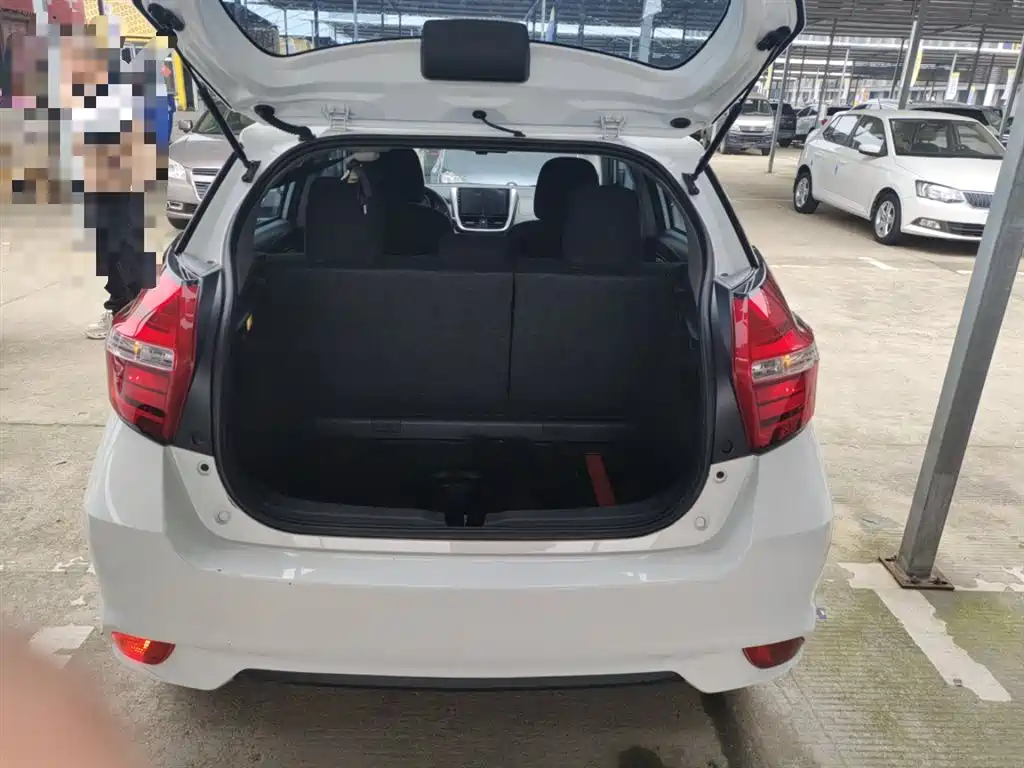 Toyota YARiS L Zhi Xuan 2019 1.5E CVT MeiDong Edition China VI фото 15