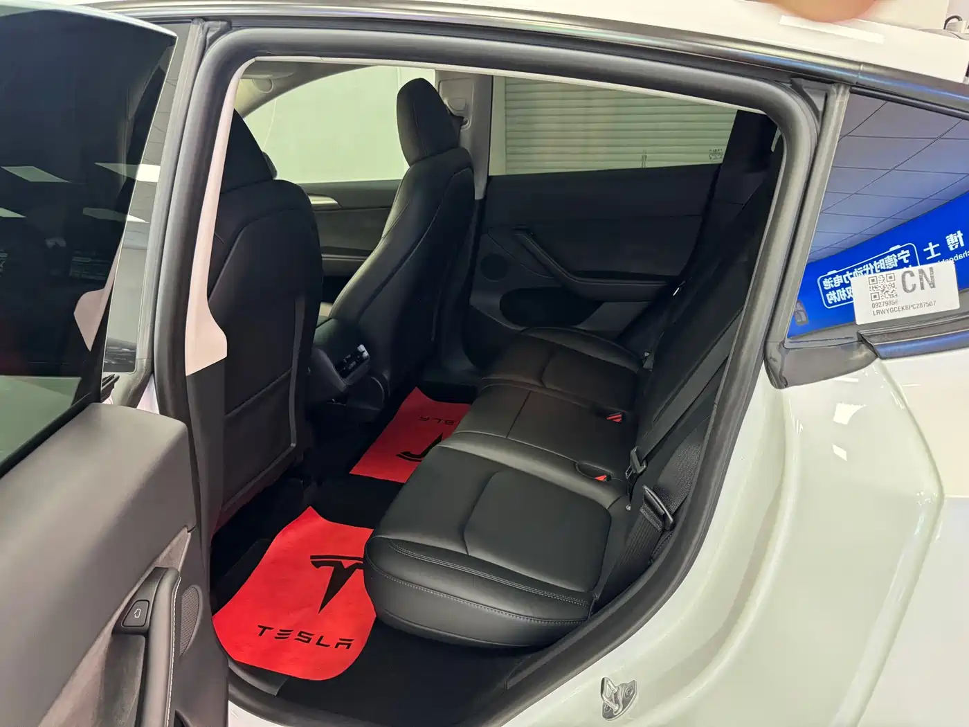 Фото 10 - Tesla Model Y