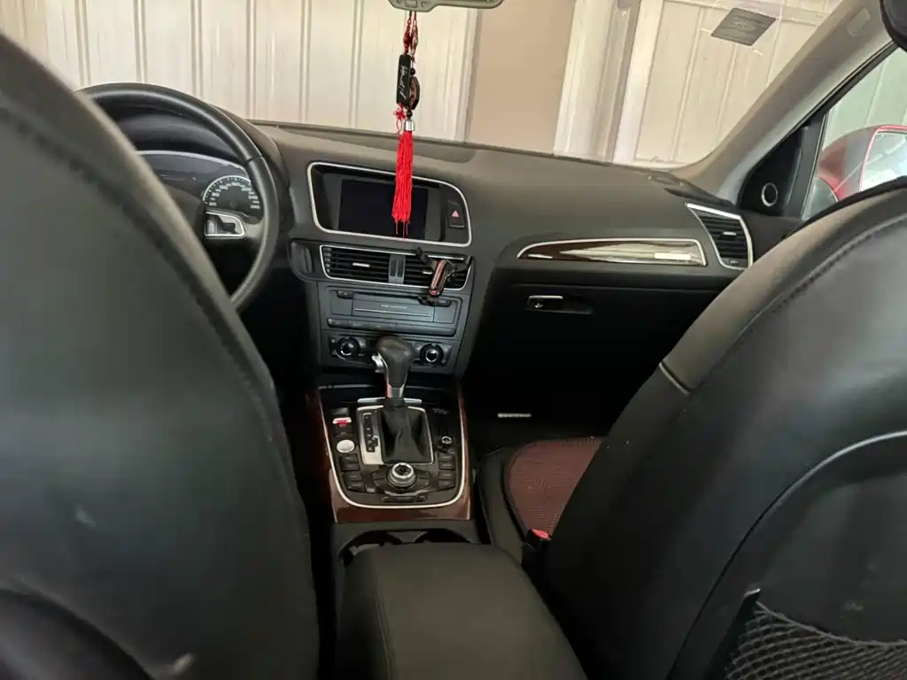 Фото 11 - Audi Q5