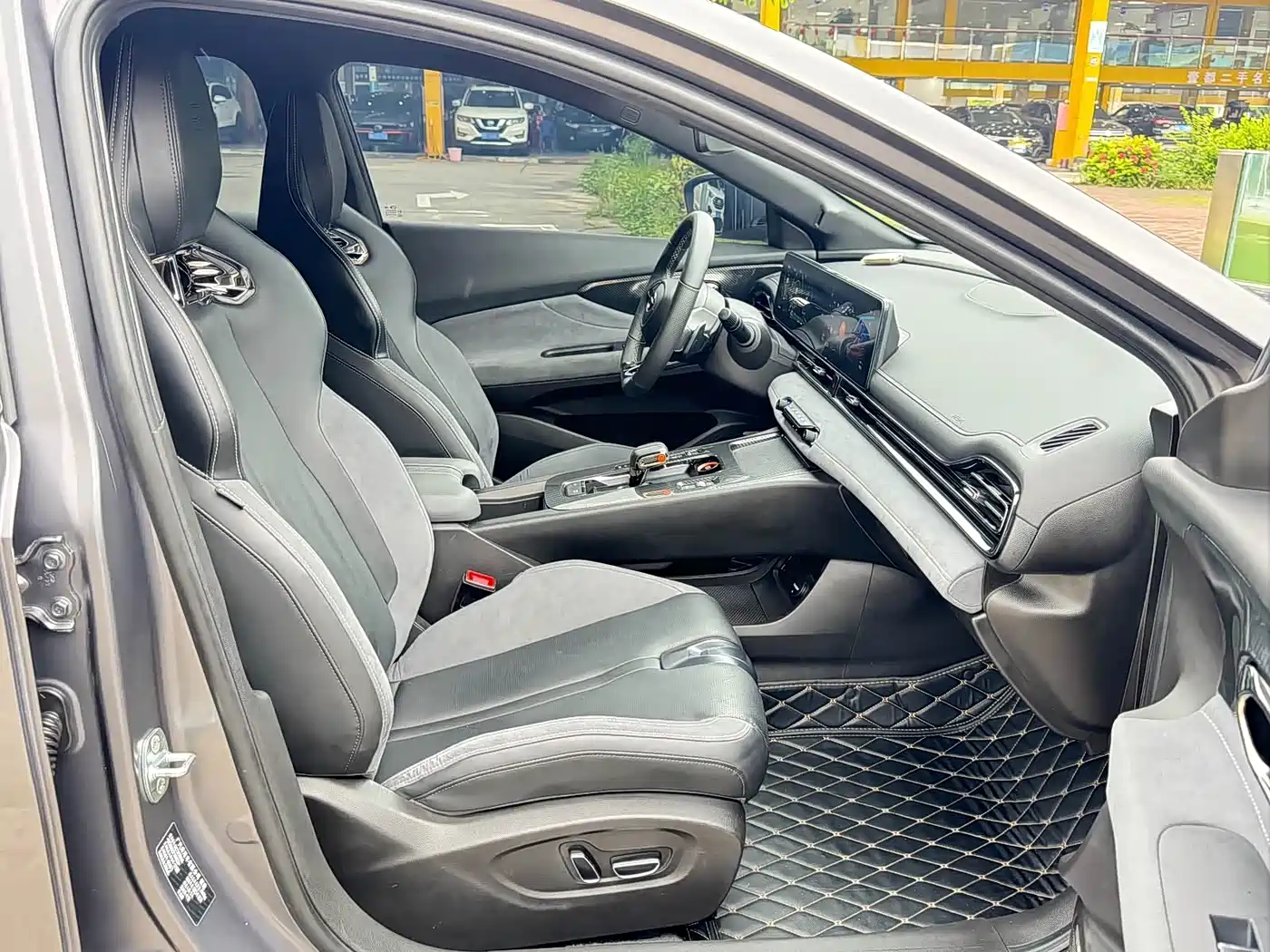 GAC Trumpchi Trumpchi Emkoo 2023 400T Auto R MAX фото 7