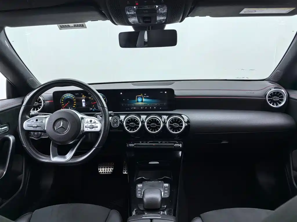 Mercedes-Benz CLA (Import) 2020 CLA 200 Shooting Brake фото 12