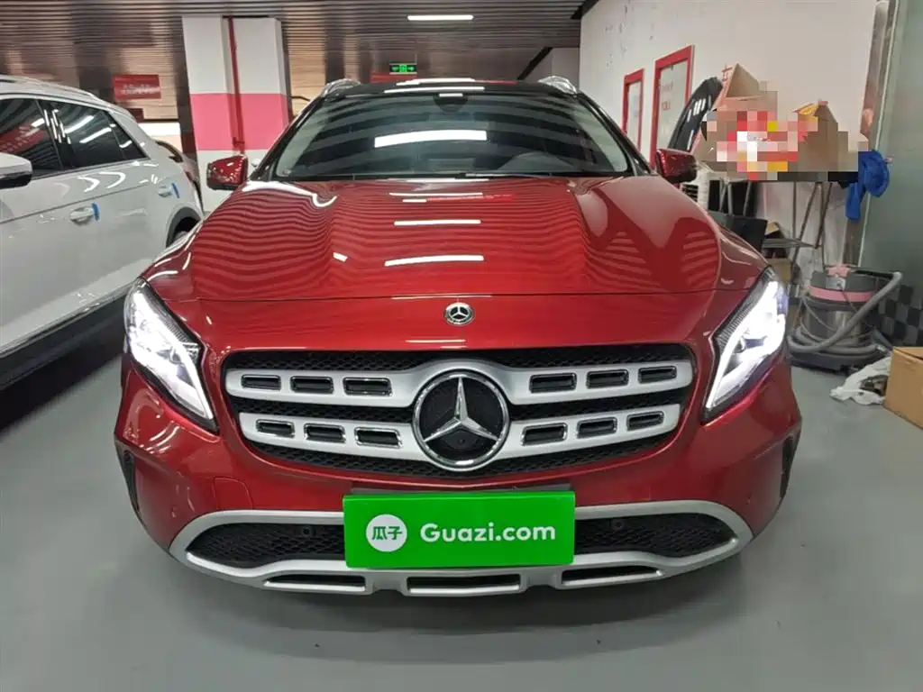 Mercedes-Benz GLA 2018 GLA 200 Fashion фото 3