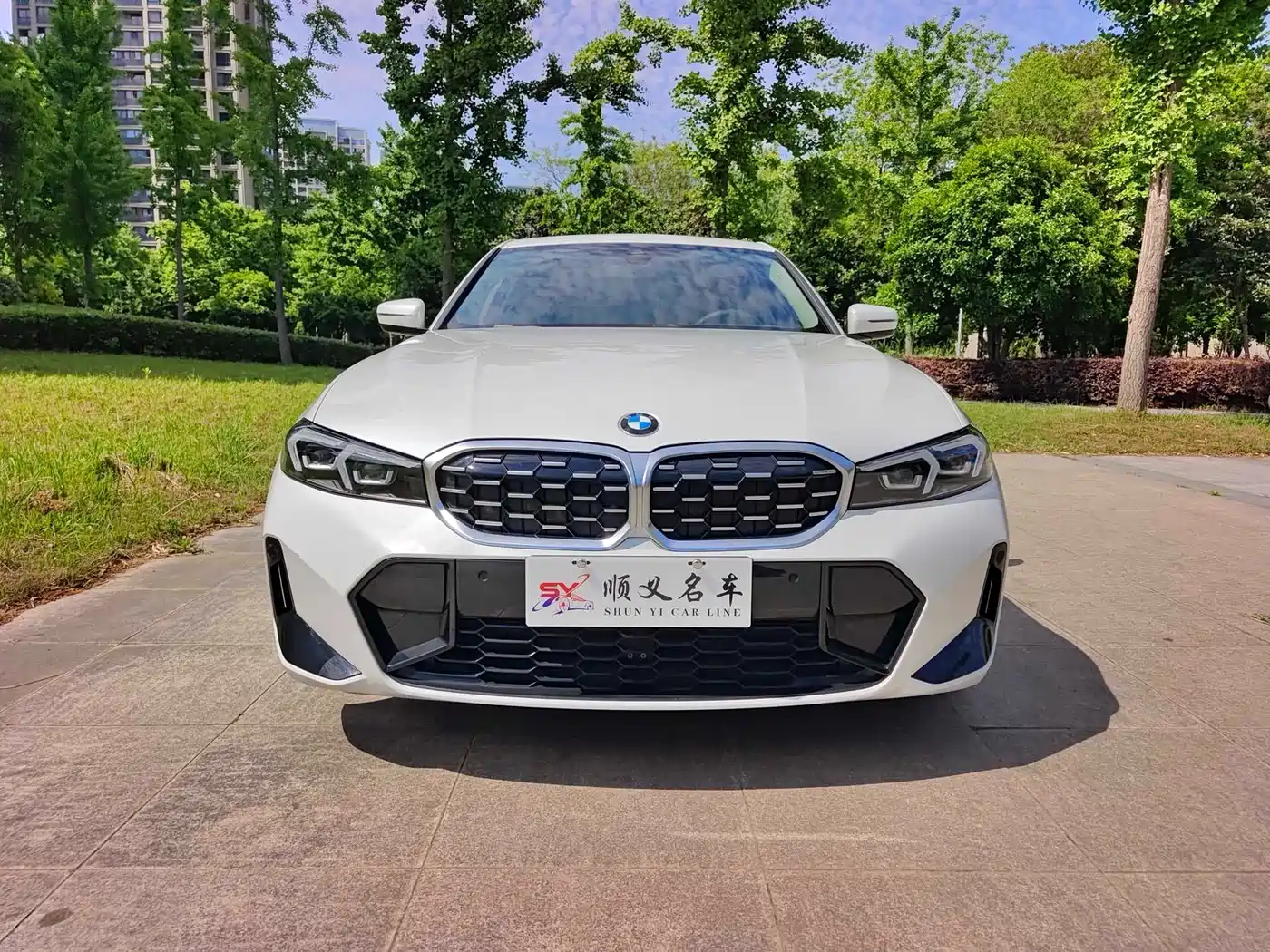 BMW 3 Series 2024 325Li M Sport Package фото 5