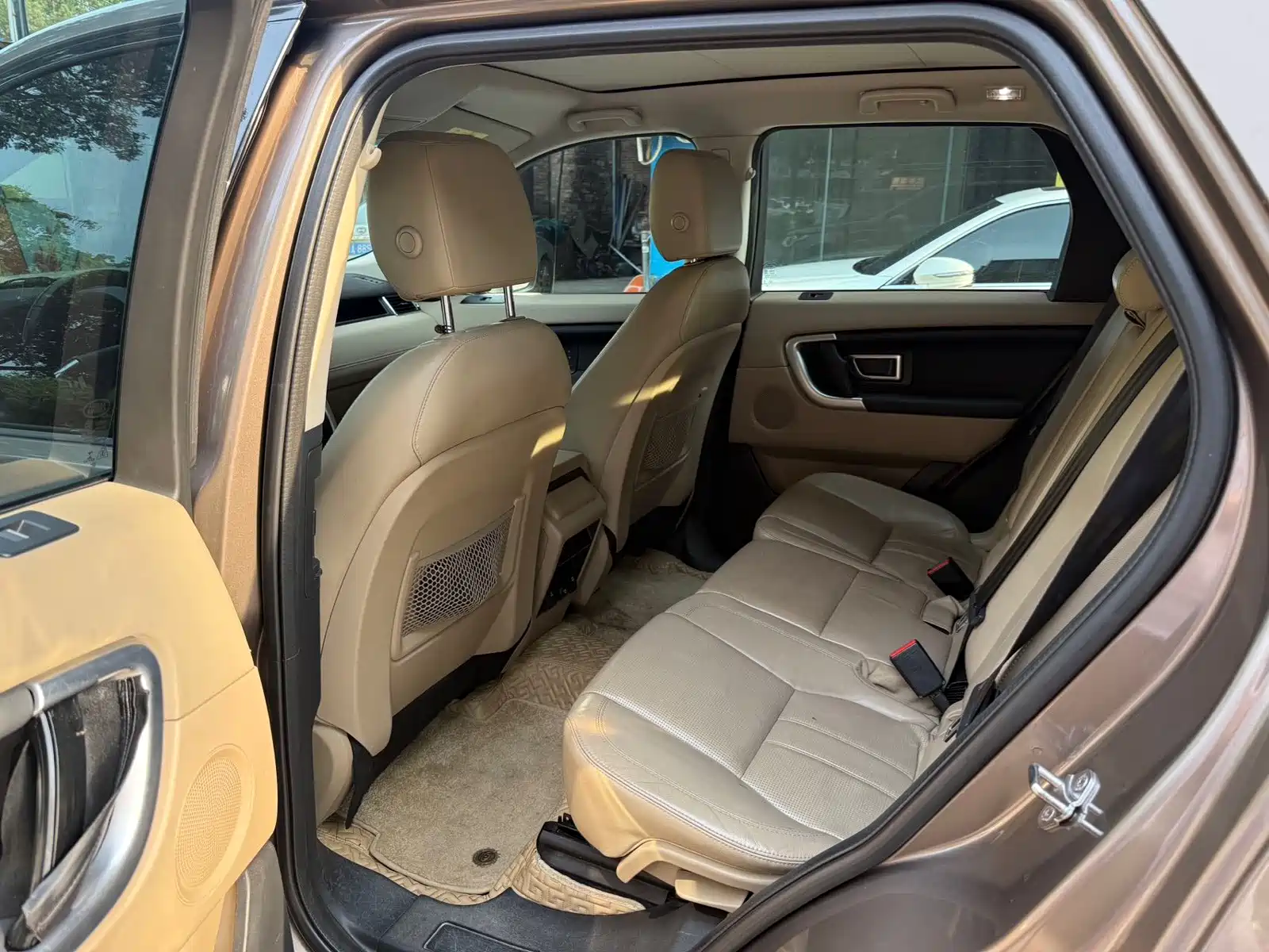 Photo 6 - Land Rover Discovery Sport