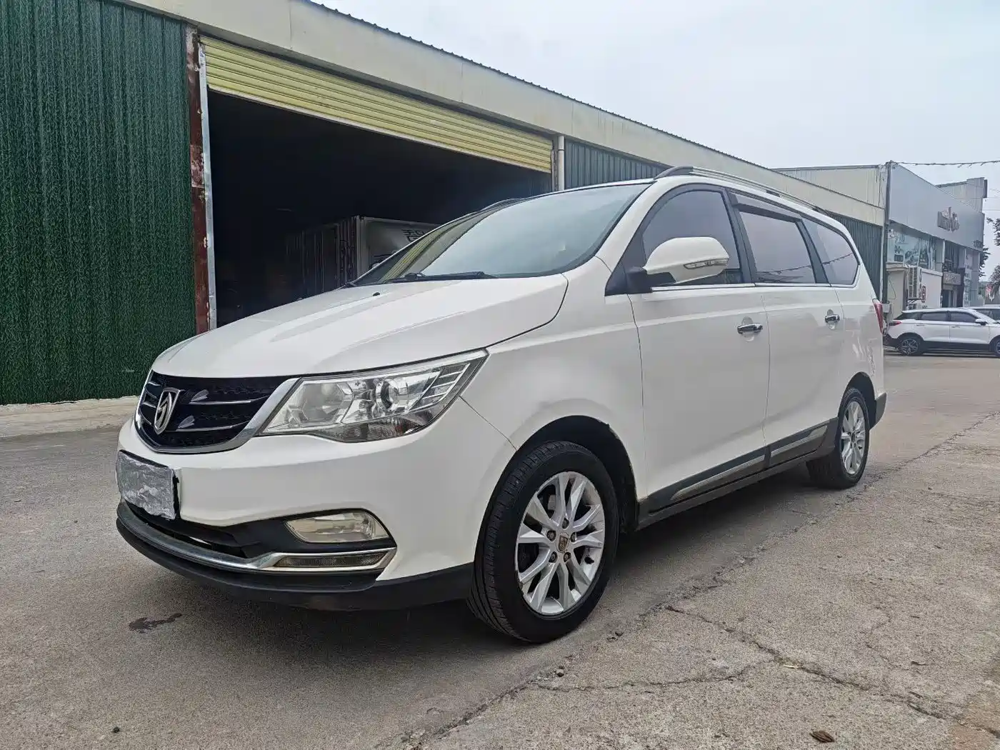 Фото 1 - Baojun 730