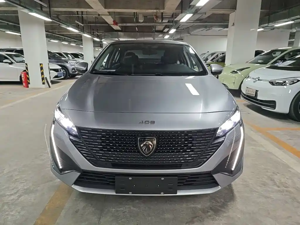 Peugeot 408 2025 2022 1.6T Light Chaser Edition