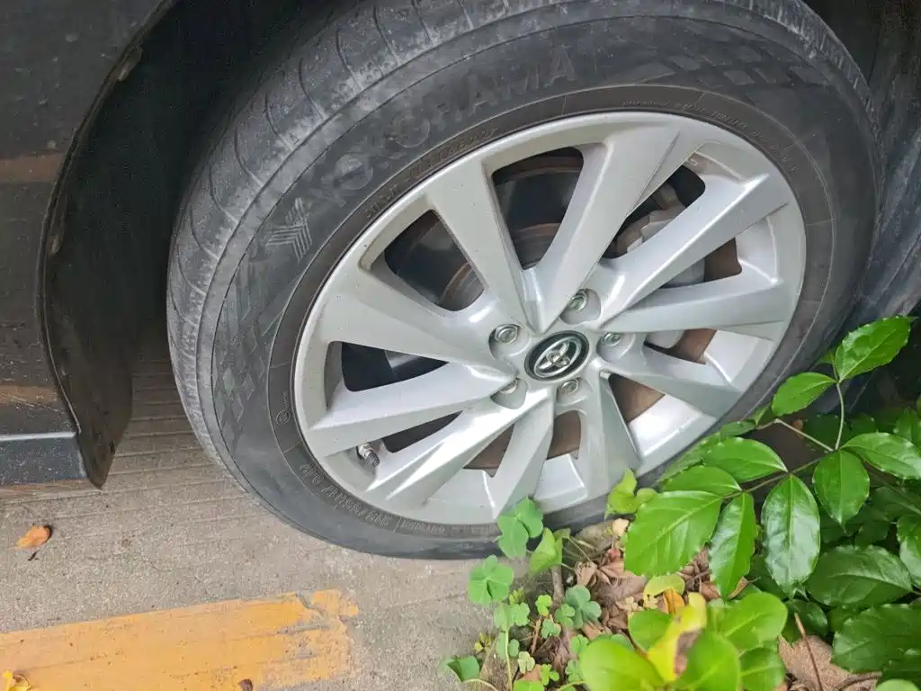 Toyota Camry 2023 2022 2.0GVP Leading Edition