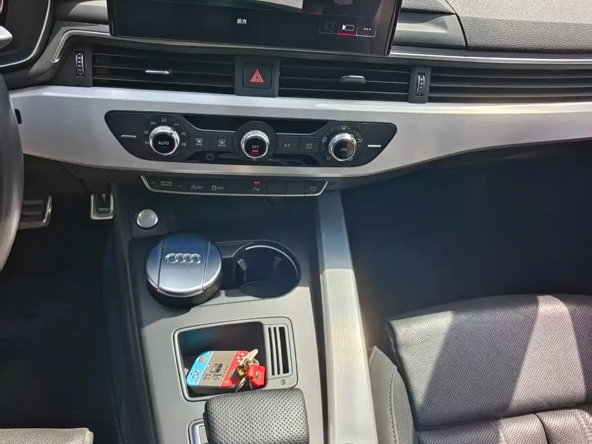 Audi A4L 2020 40 TFSI Fashion Dynamic Edition фото 11