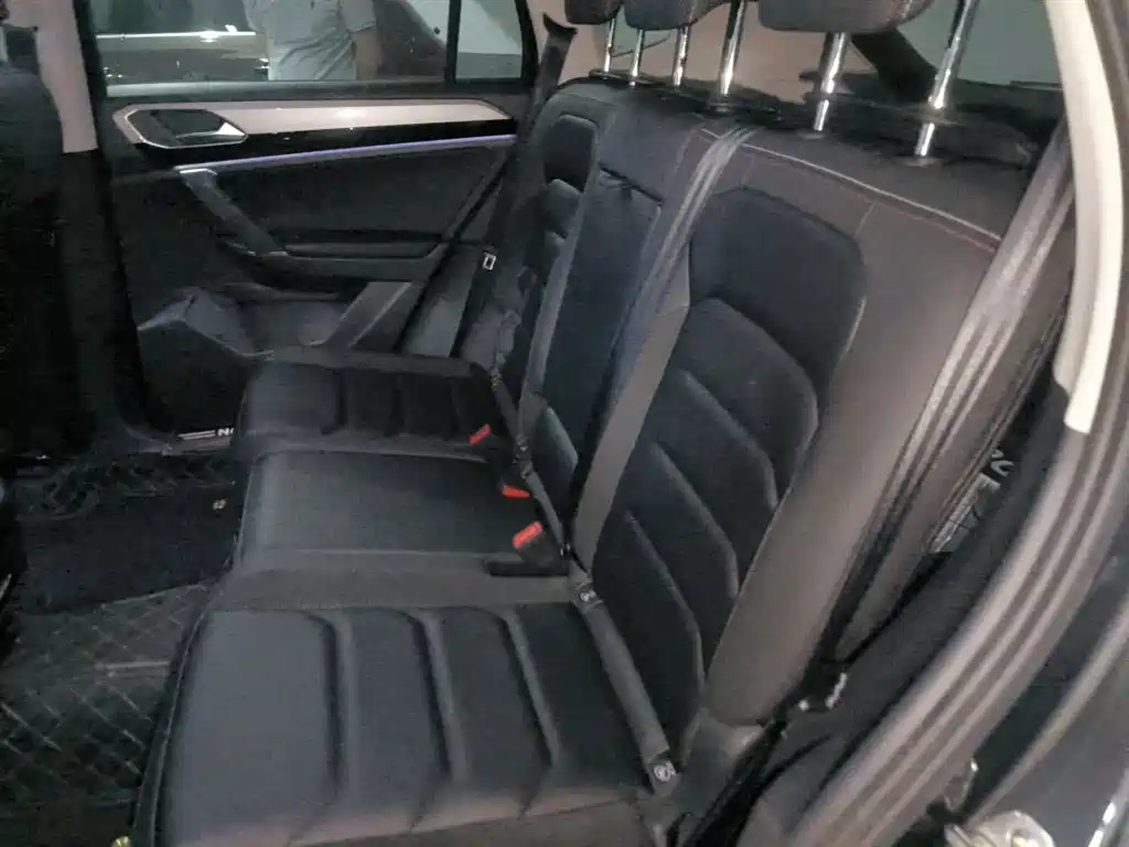 Volkswagen Tayron 2019 330TSI 2WD Luxury China VI фото 15