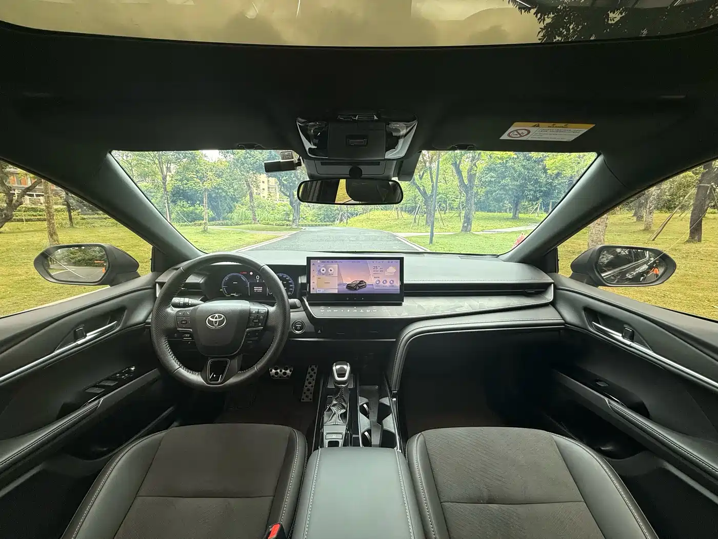 Toyota Camry 2024 Model Dual Hybrid 2.0HXS Sport Plus Edition фото 5