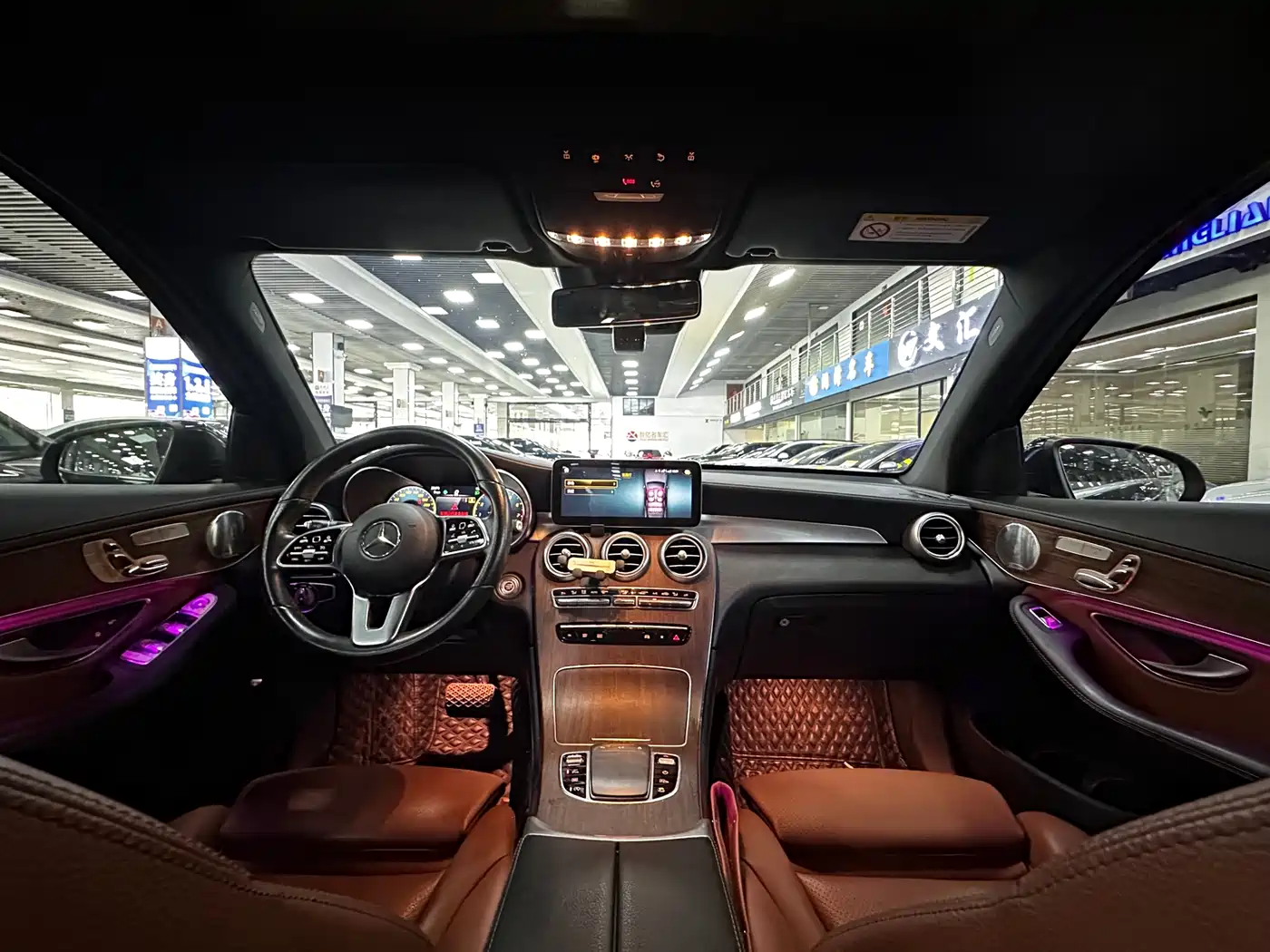 Mercedes-Benz GLC 2020 GLC 300 L 4MATIC Luxury фото 12