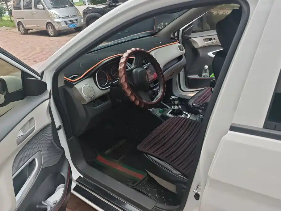 Chevrolet Sail 2018 2018 Sail 3 1.3L AMT Ideal