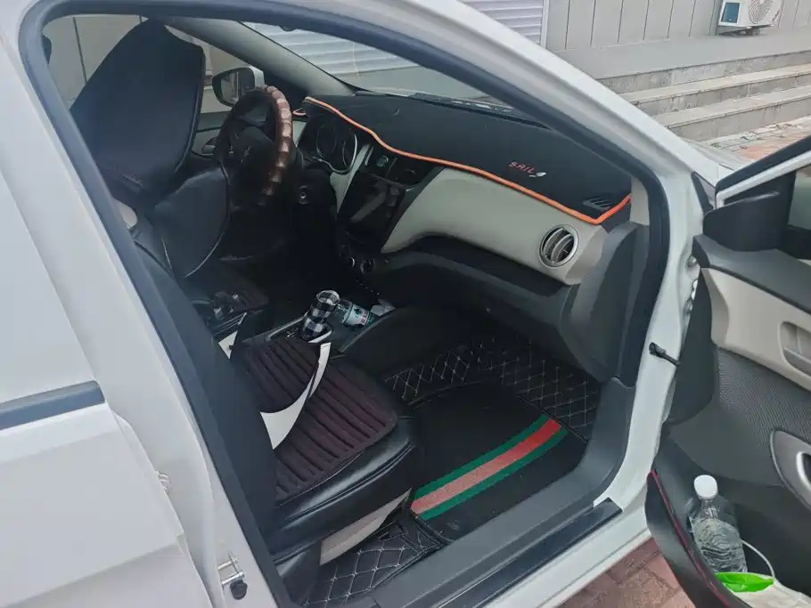 Chevrolet Sail 2018 2018 Sail 3 1.3L AMT Ideal