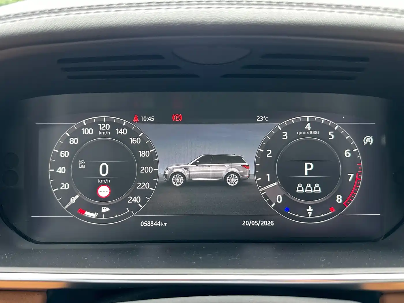 Land Rover Range Rover Sport 2021 3.0 L6 Gloss Black Edition фото 4