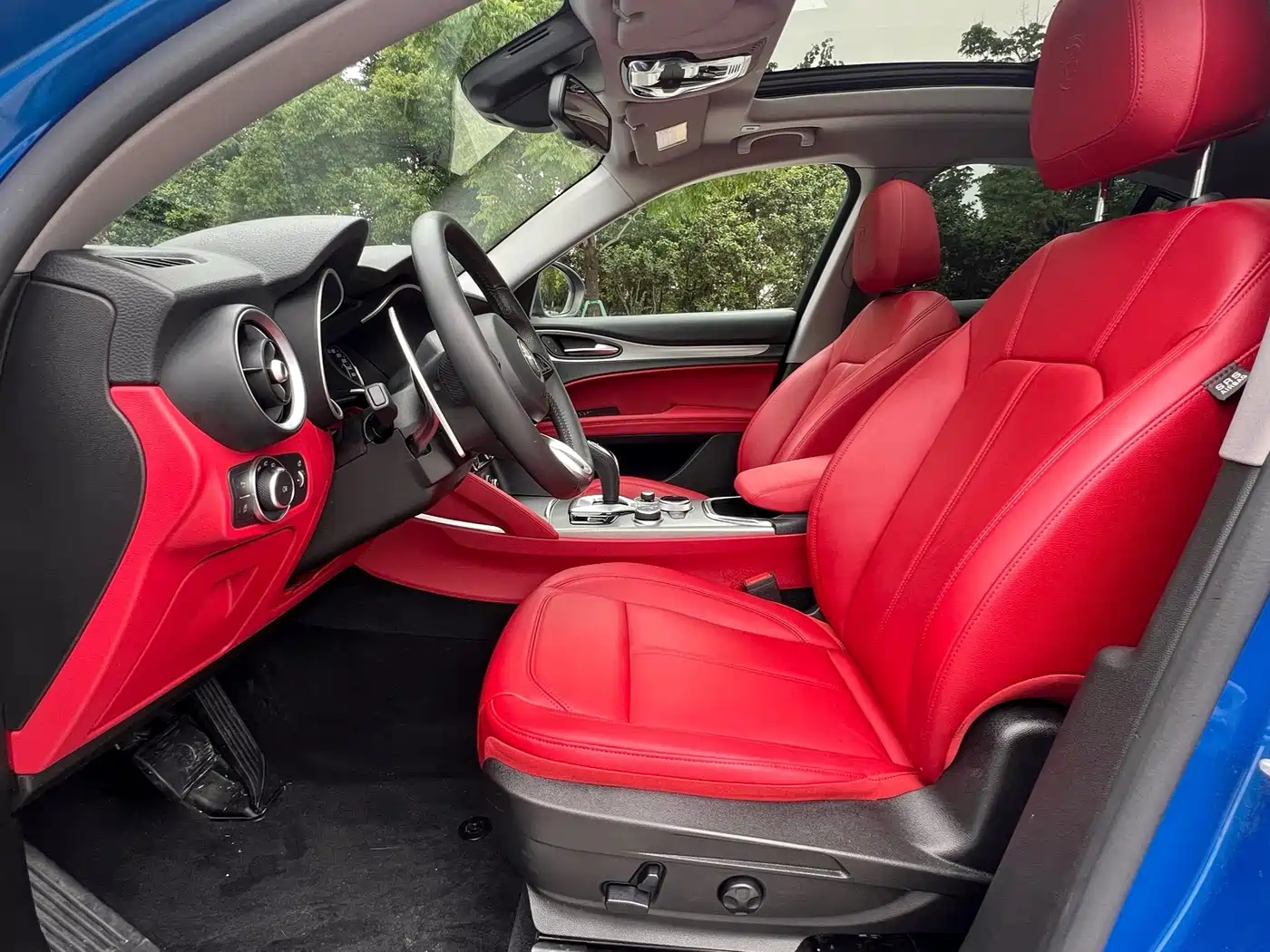 Alfa Romeo Stelvio 2020 2020 2.0T 280HP Luxury Sport Edition
