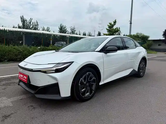 Toyota bZ3 517km, Элит, PRO
