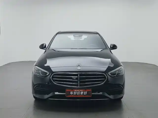 Mercedes-Benz C-Class 2023 Facelift C 260 L — фото 3