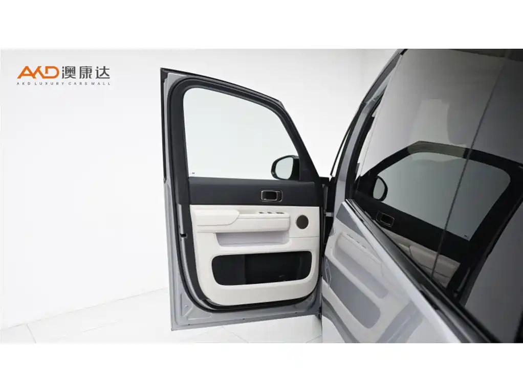 Li Auto MEGA 2026 2025 Model Home Family Special Edition