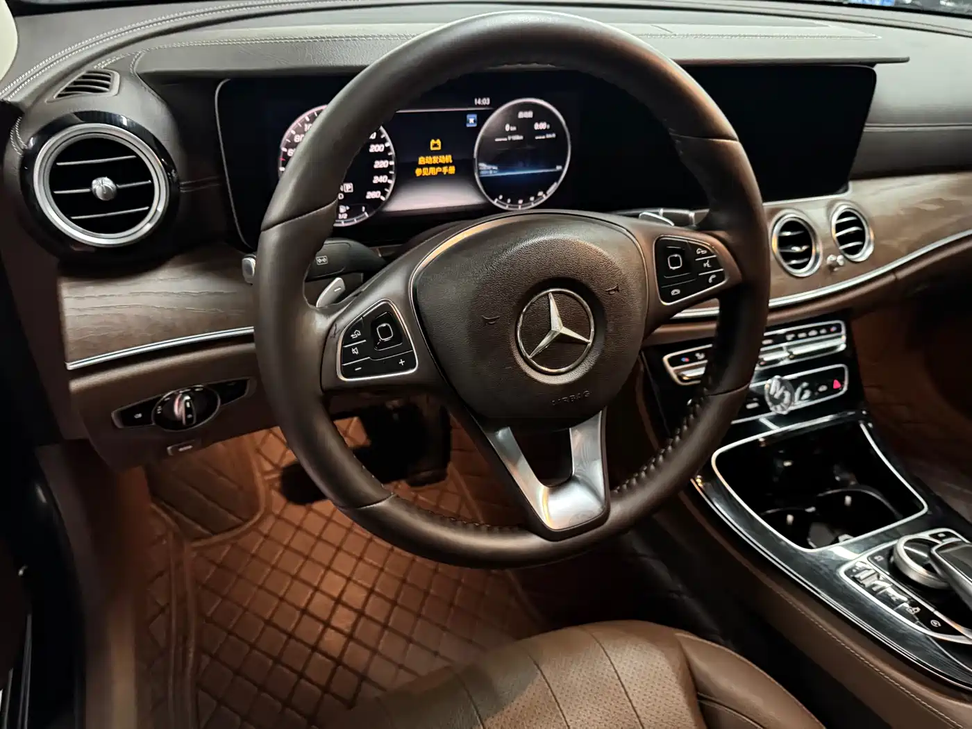 Mercedes-Benz E-Class 2016 E 300 L Sport Fashion Type фото 15