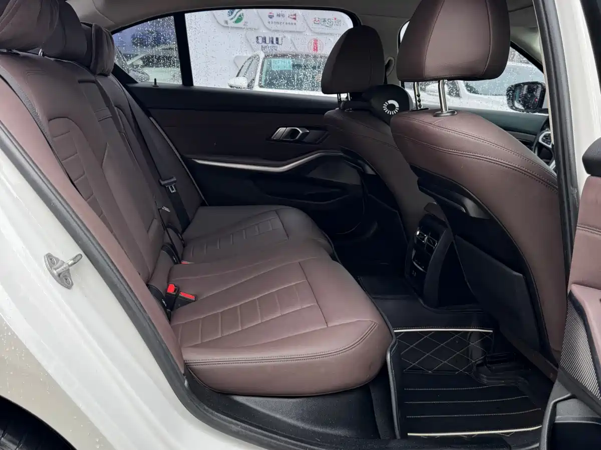 BMW 3 Series 2021 320Li M Sport Package фото 8