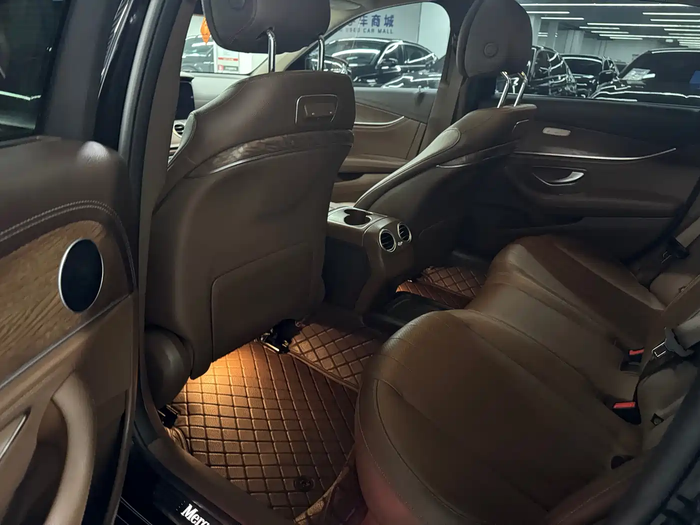 Mercedes-Benz E-Class 2016 E 300 L Sport Fashion Type фото 14