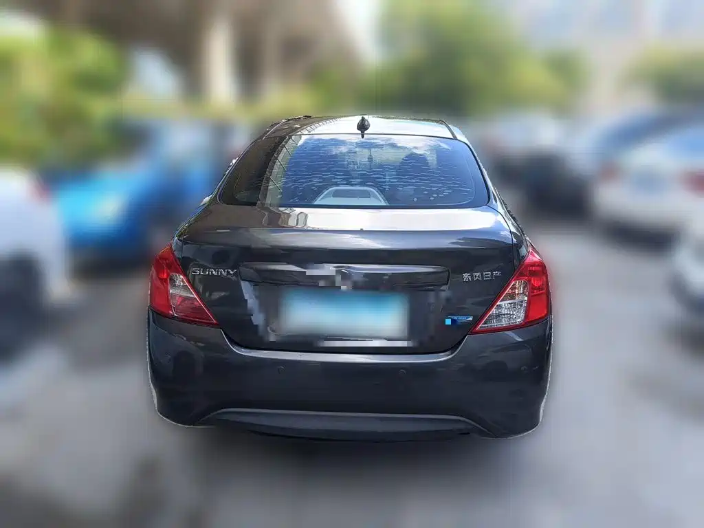Nissan Sunny 2017 2016 1.5XE Manual Leading Edition