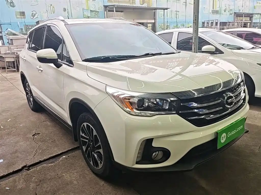 GAC Trumpchi Trumpchi GS4 2017 200T G-DCT 2WD Elite фото 4