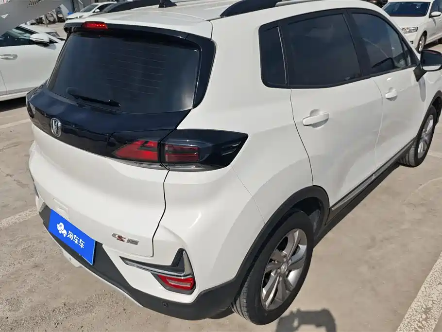 CHANGAN CS15