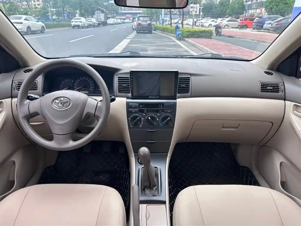 Toyota Corolla 2010 1.6L Manual Classic Edition фото 8