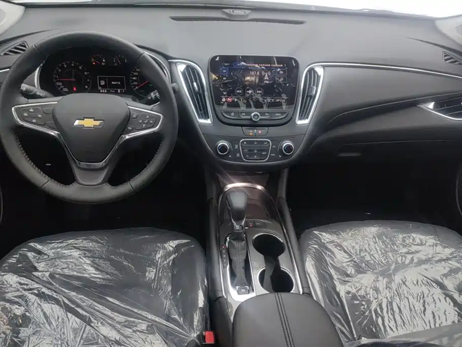 Chevrolet Malibu XL 2023 1.5T RS Edition фото 12