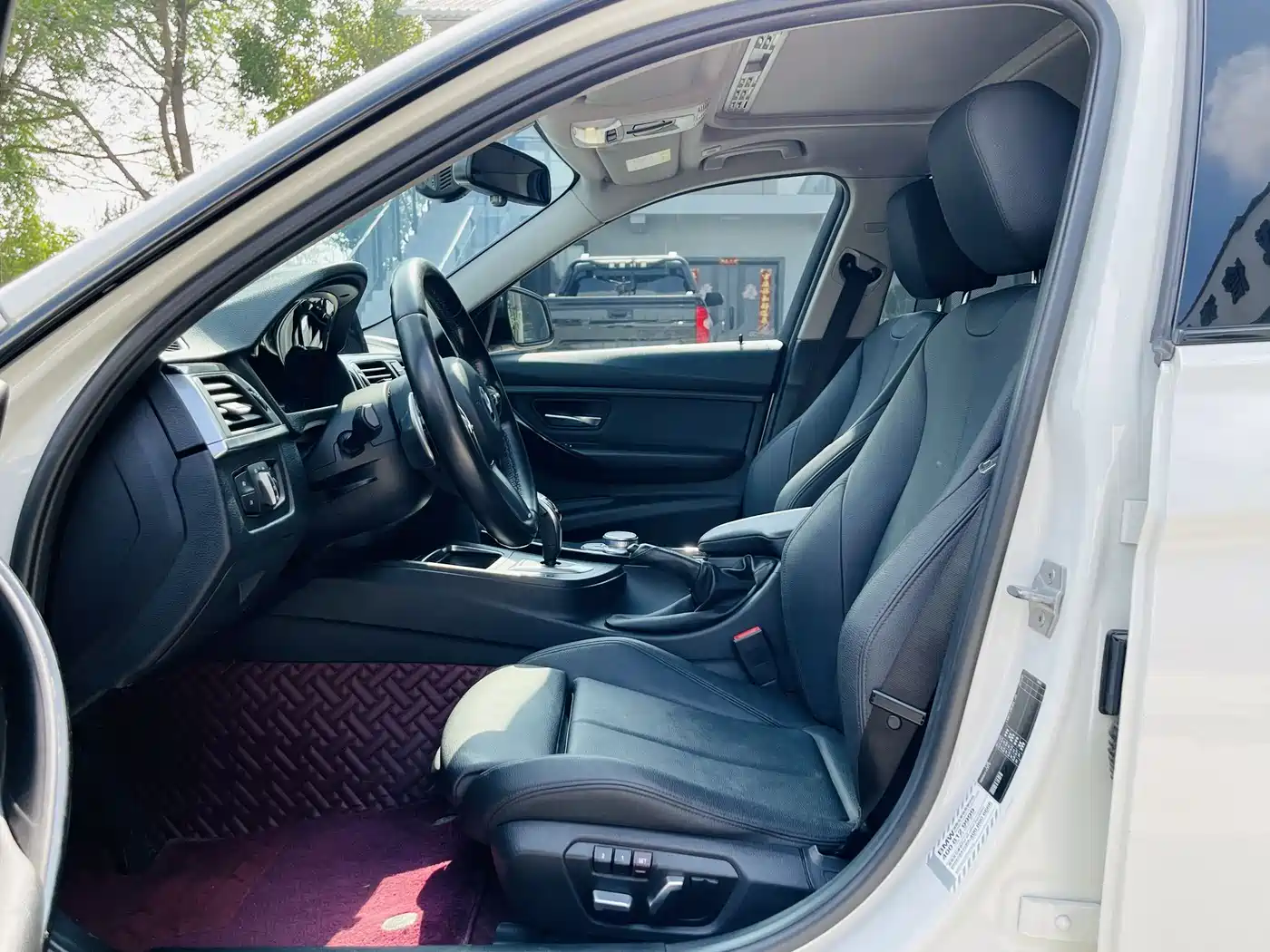 BMW 3 Series 2019 320Li M Sport Package фото 6