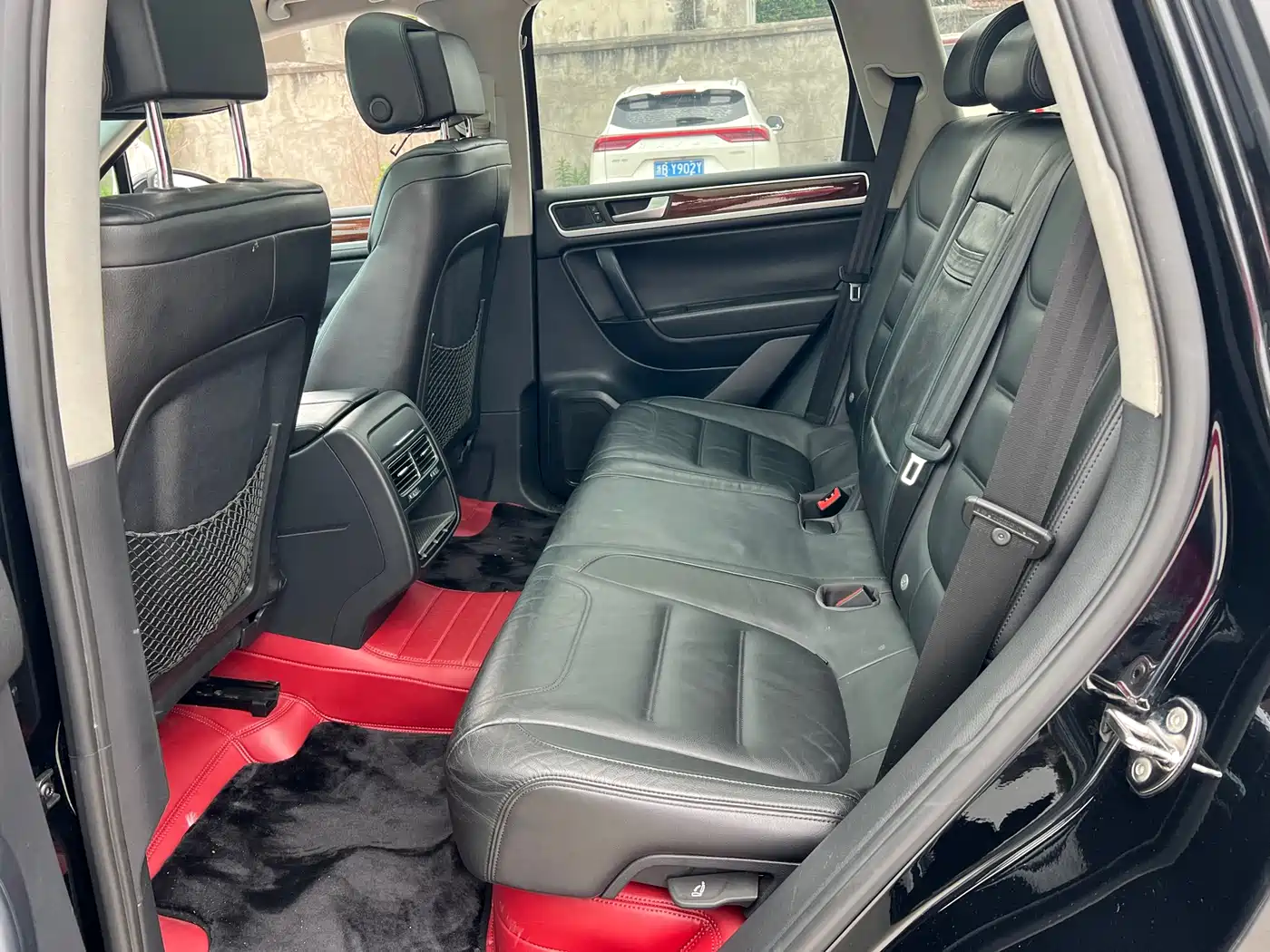 Volkswagen Touareg 2011 3.0TSI Standard фото 6