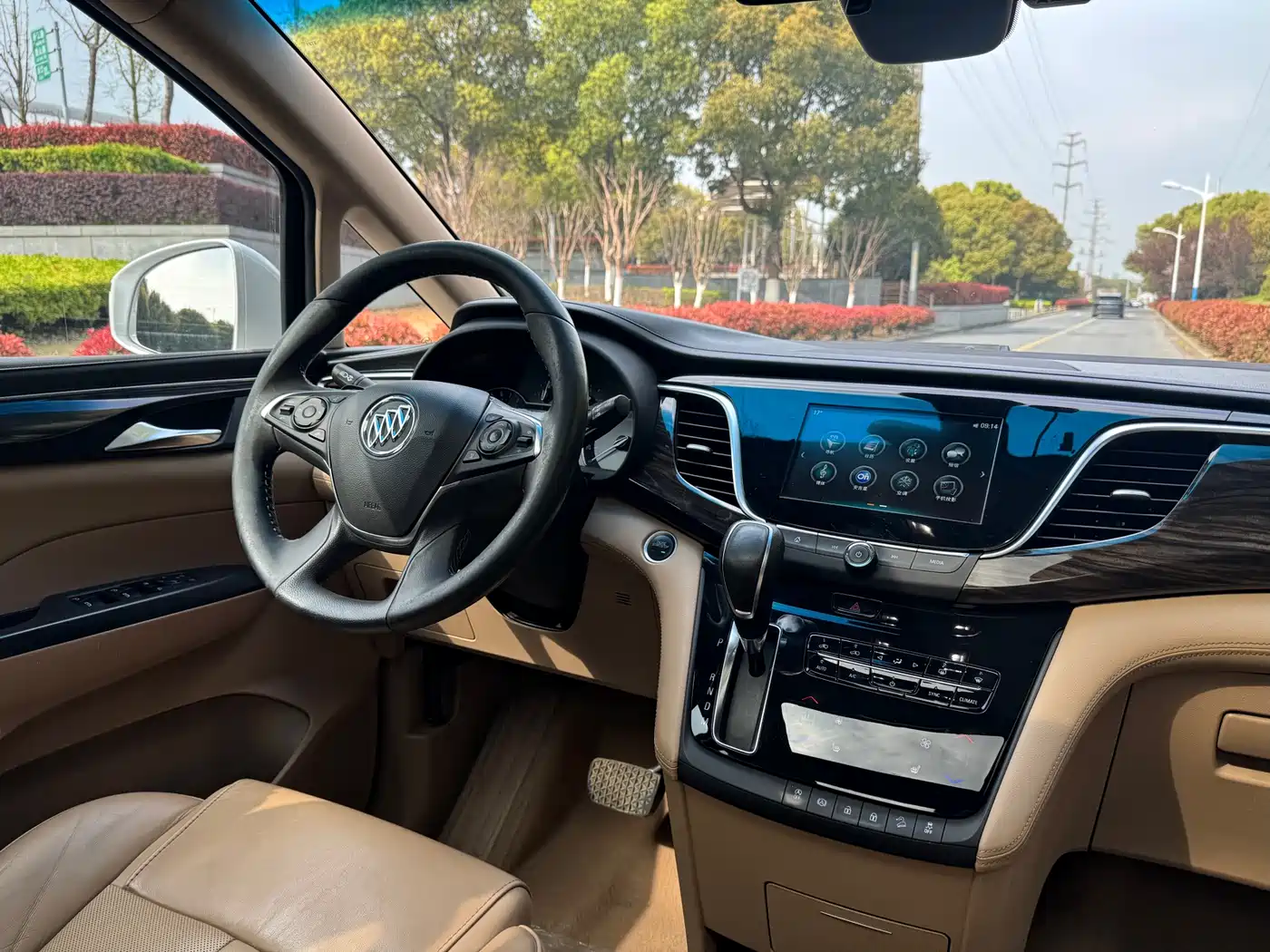 Buick GL8 2018 ES 28T Luxury Type China VI фото 10